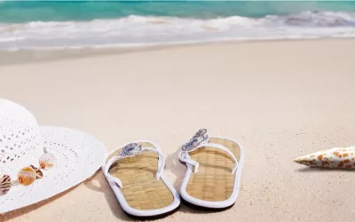 10 indispensables pour la plage pendant les vacance d’été.